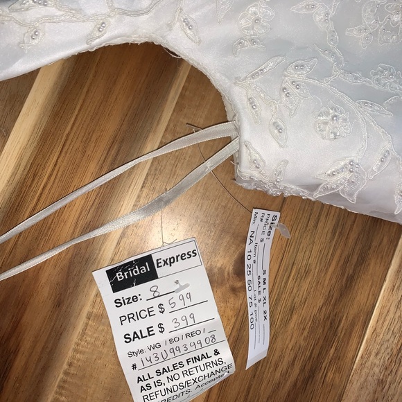 🚫SOLD🚫White Wedding Gown Sz 8 soft Organza Overlay - Picture 8 of 8